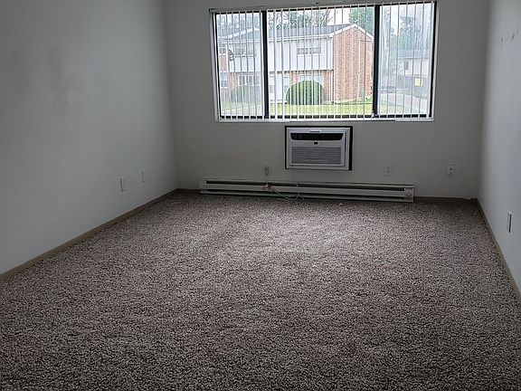 5th image of 5016 1st Ave NW APT 4