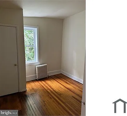 4672 Stenton Ave — Photo 3