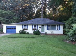 223 Barclay Rd, Chapel Hill, NC 27516