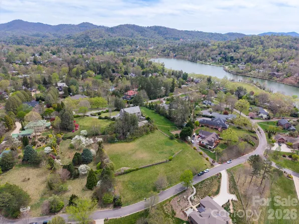 99999 Pine Acre Blvd #3 & 4, Asheville, NC 28804
