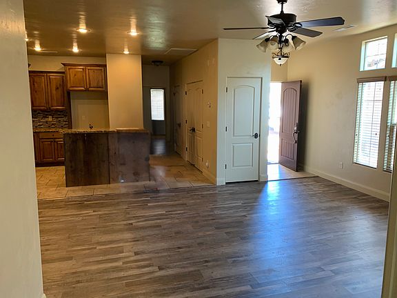3rd image of 1055 W Province Way Unit 109