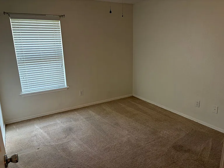 9313 Houston St — Photo 18