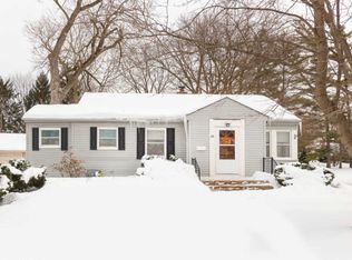 35 N Greenwood Ave, Palatine, IL 60074