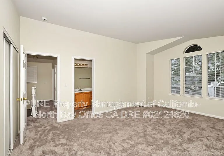 520 Laurel Grove Cir — Photo 12