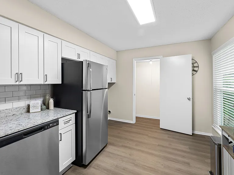 Legacy on Lynnfield - NEWLY UPGRADED — Photo 30