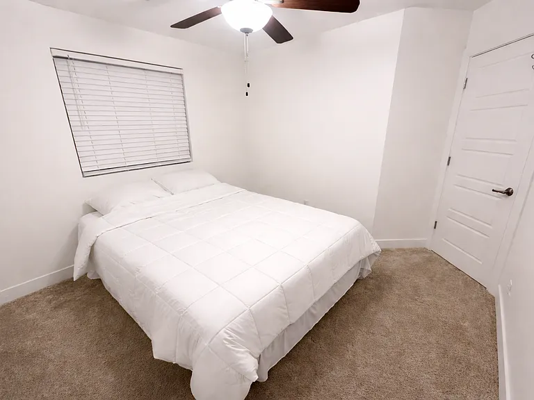 539 S Stewart Creek Cv — Photo 18