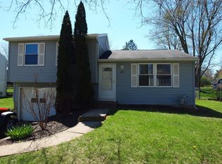 4984 Trafalgar St SW, Canton, OH 44706