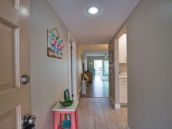 5th image of 240 Santa Maria St APT 225