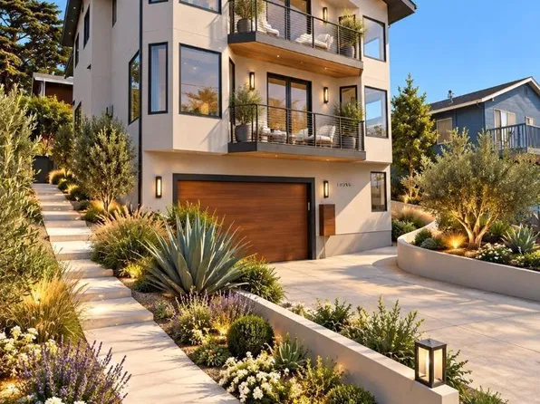 310 Valencia Ave, El Granada, CA 94018