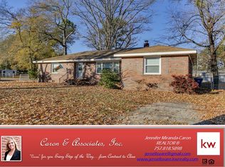 4953 Briarwood Ln, Portsmouth, VA 23703