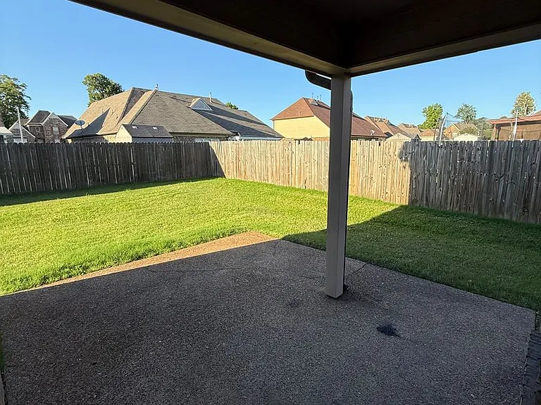 7904 Pips Ridge Ln — Photo 28