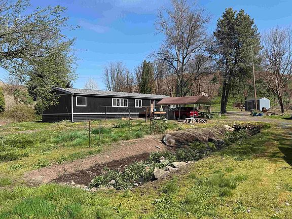 2nd image of 27474 N Tom Beall Rd