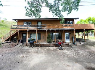 916 12th Ave NW, Minot, ND 58703