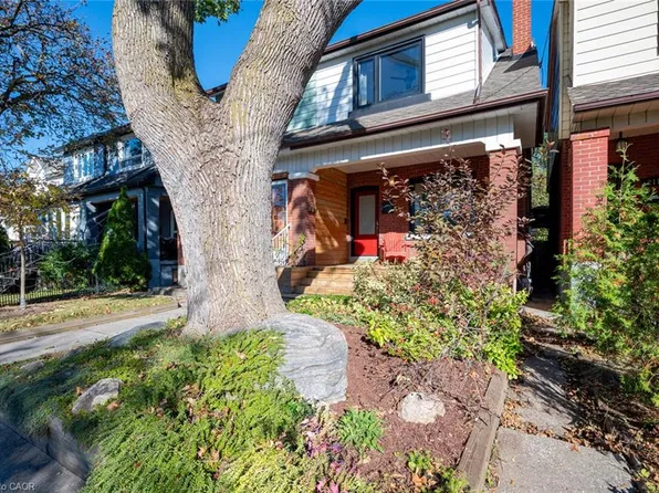 213 Boon Ave, Toronto, ON M6E 3Z7