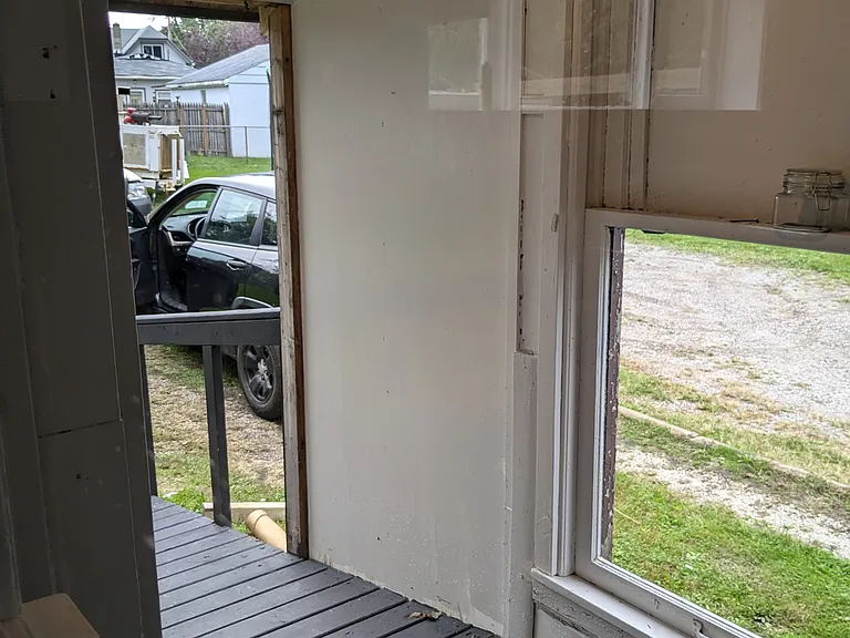 399 Harbor St — Photo 4