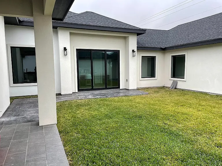 3412 Saint Honore Dr — Photo 5