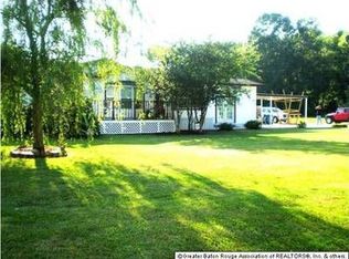 8409 Annie Oak Dr, Sorrento, LA 70778