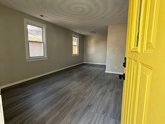 2nd image of 707 Dudley Ave