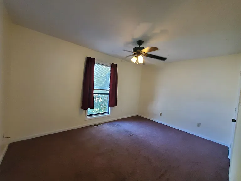 5705 Aftonshire Dr — Photo 6