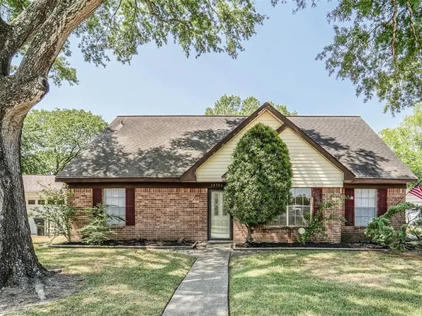 15706 Sea Liner Dr, Houston, TX 77062
