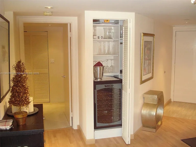 3600 Yacht Club Dr #1503 — Photo 17