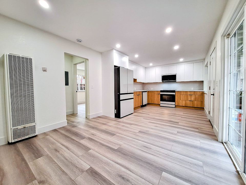 1st image of 1652 Crucero Dr APT 2