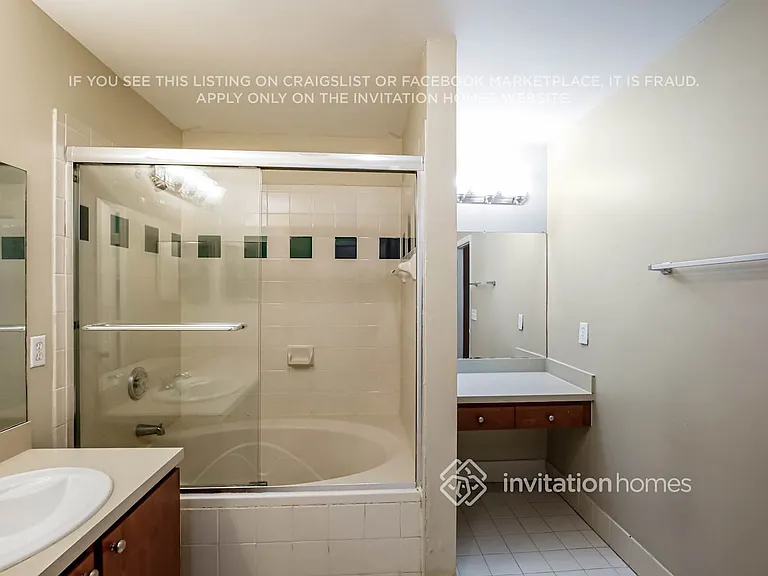 2300 SW 106th Ave — Photo 12