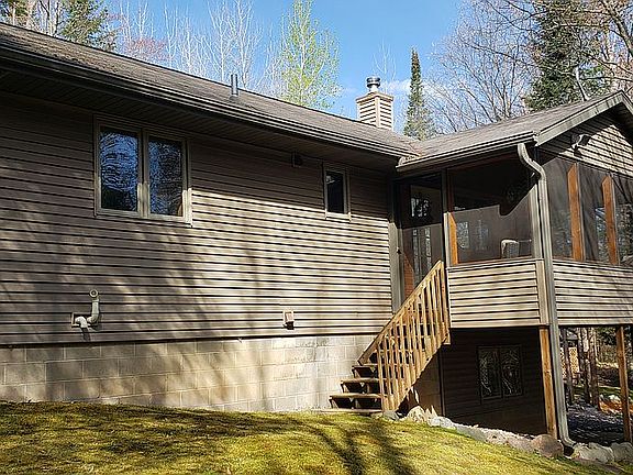 Back Step to Screen Porch