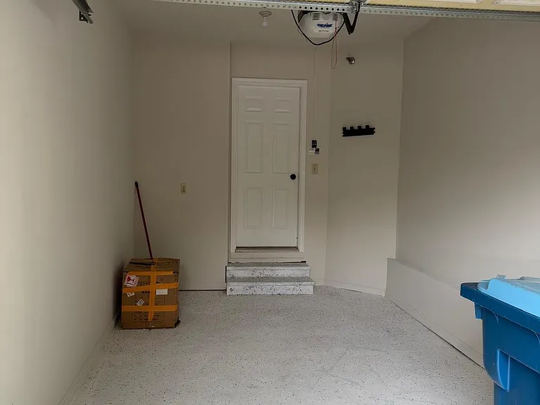 42 Madison Way — Photo 36