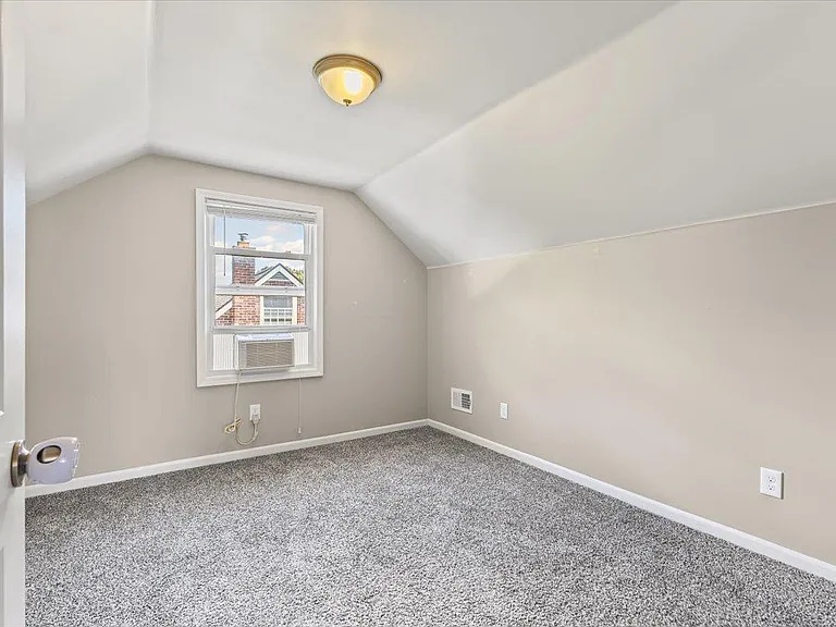13710 Balfour St — Photo 15