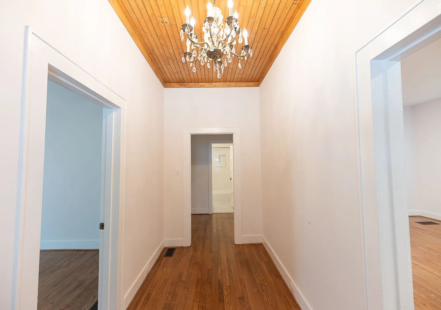Stunning 3 Bedroom Home with Hardwood Floors & Luxury Bathrooms — Photo 3