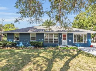 1122 S Cedar St, Ottawa, KS 66067