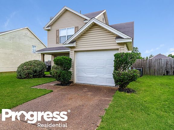 3rd image of 4551 Blue River Dr