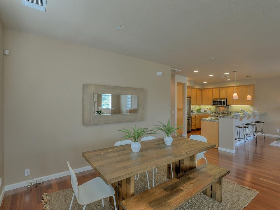 1st image of 2077 Samaritan Dr