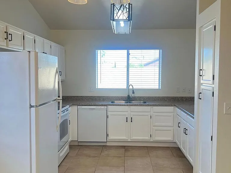 6335 E Brown Rd #1121 — Photo 4