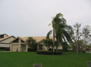 11 Inlets Blvd #11, Nokomis, FL 34275