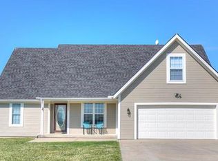 5982 SW Hickory Rdg, Trimble, MO 64492