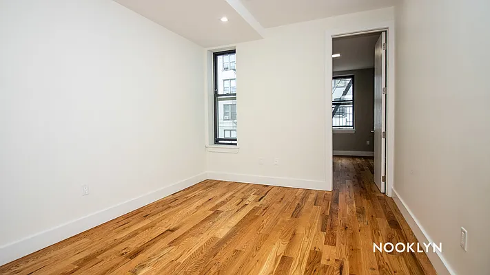 Rented by Nooklyn NYC LLC | media 6