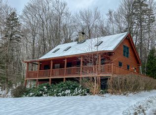 104 Old County Rd, Mount Holly, VT 05758