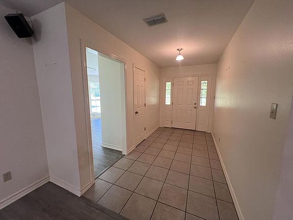 3rd image of 7105 Goldfinch Rd
