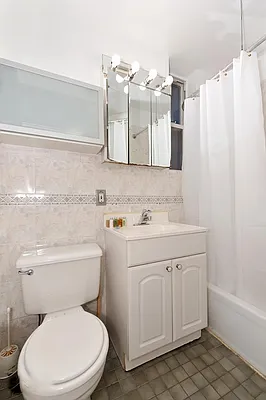 Rented by Bond New York | media 24