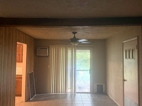 2nd image of 134 Juliet Ln