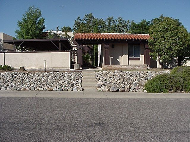 4404D Plaza Vista