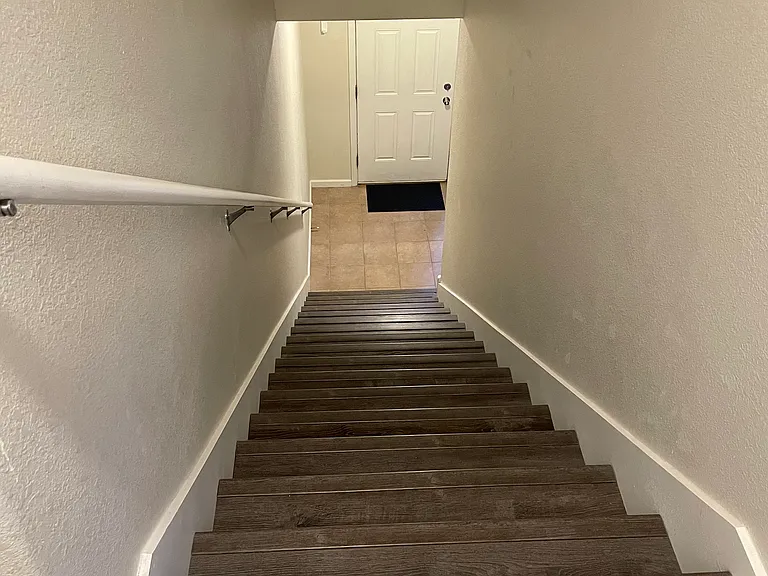 2215 Owens Ave #202 — Photo 4