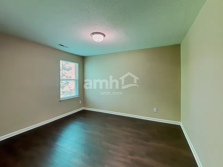 1300 Cathedral Rock Ct — Photo 12
