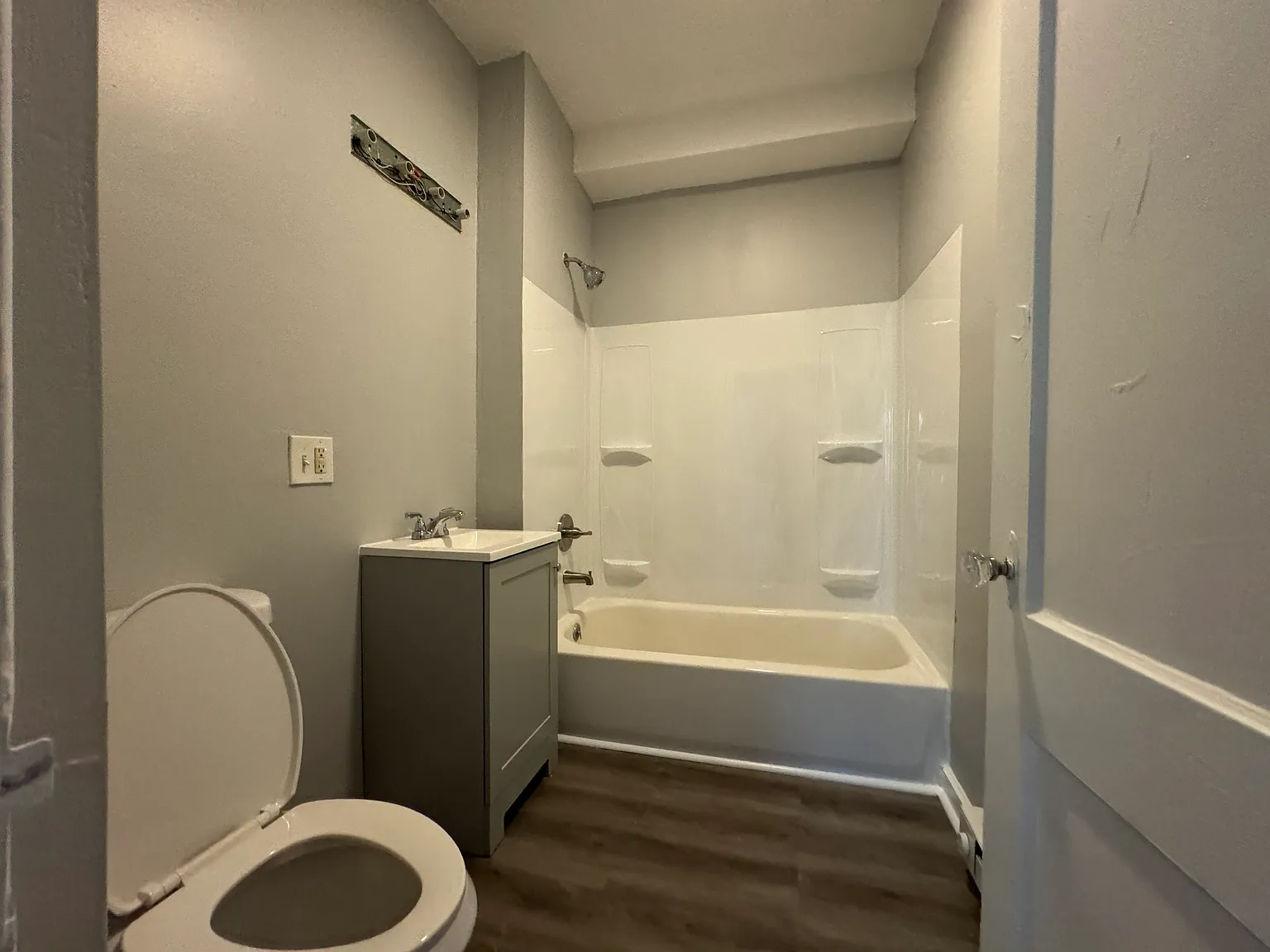 2 bed, 1100 sqft, $1,245 — Photo 4