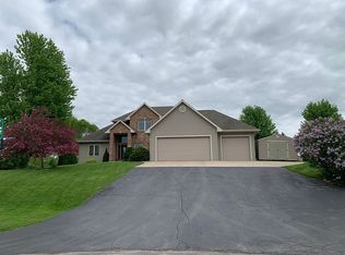 3036 Inverness Cir, New Franken, WI 54229