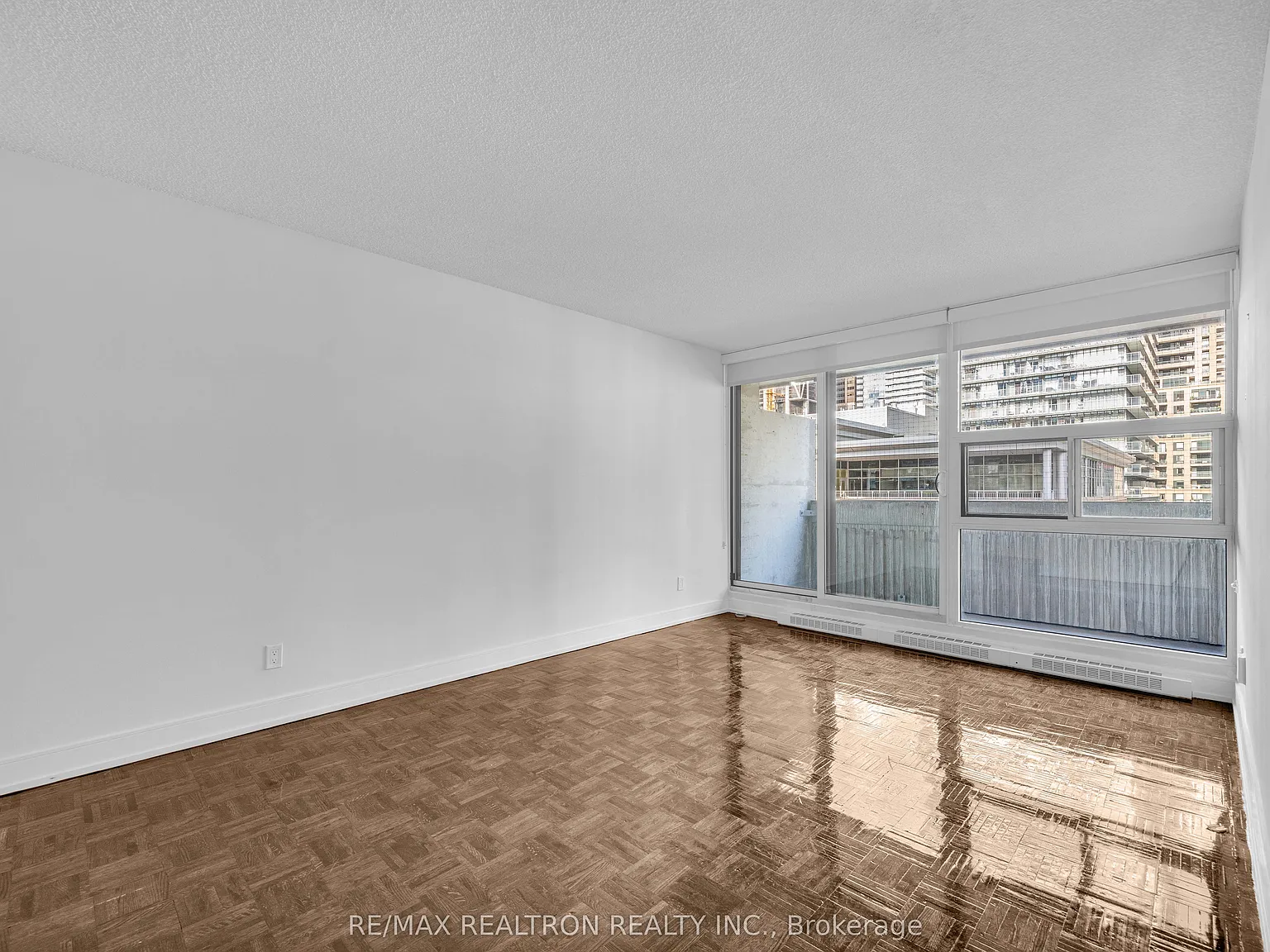 1 bed, $2,195 — Photo 2