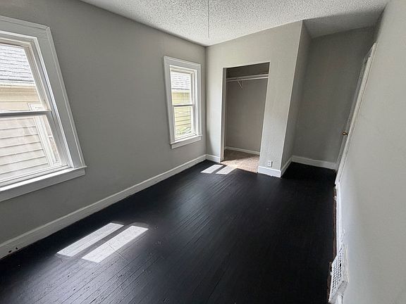 2nd image of 3904 Smart Ave
