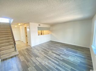 967 Damon Ln, Sparks, NV